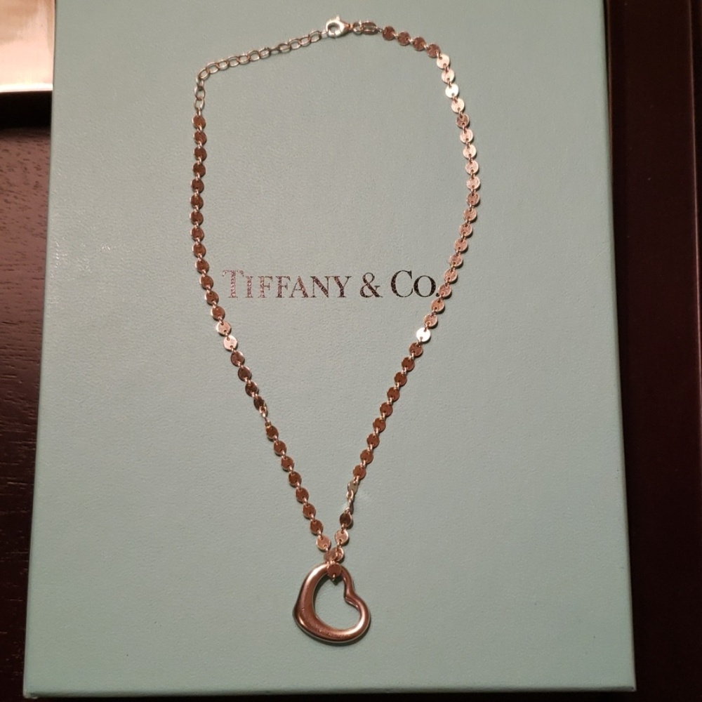 Tiffany & Co. Open heart pendant with silver chain - Picture 4 of 10